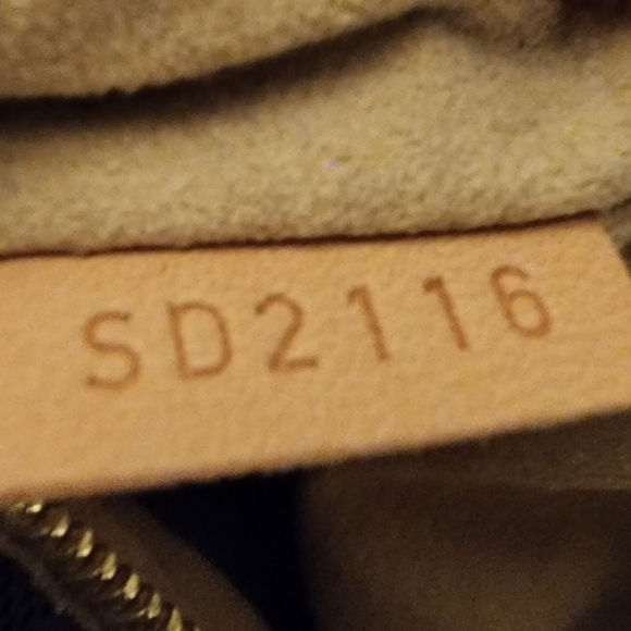 LOUIS VUITTON ARTSY MM DAMIER AZUR - Picture 2 of 10